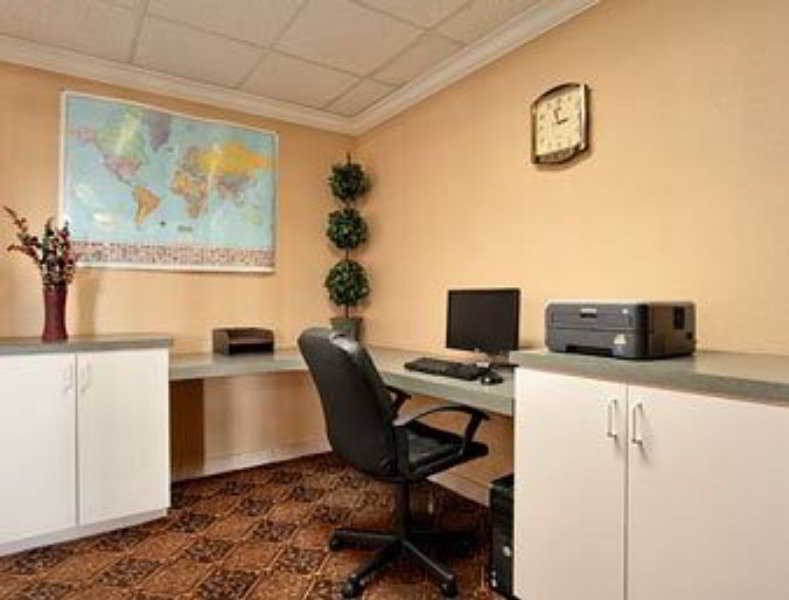 Days Inn By Wyndham Orlando Airport Florida Mall Williamsburg Facilități foto