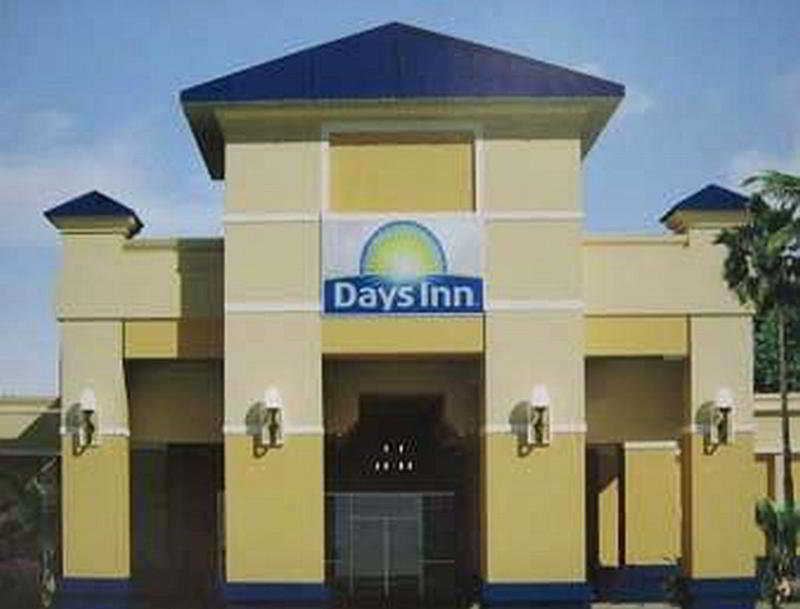 Days Inn By Wyndham Orlando Airport Florida Mall Williamsburg Exterior foto